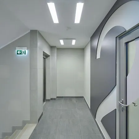 Cozy Nadodrze For 3 Guests With Balcony By Renters Apartmán Vratislav